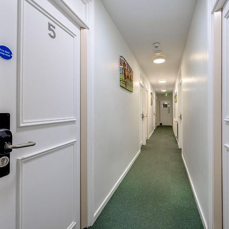 Hotel Stableside at York Racecourse Extérieur photo