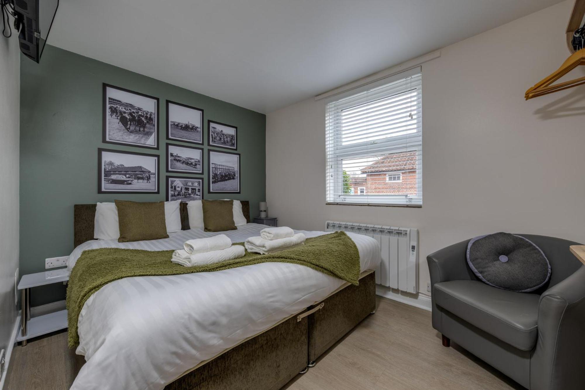 Hotel Stableside at York Racecourse Extérieur photo